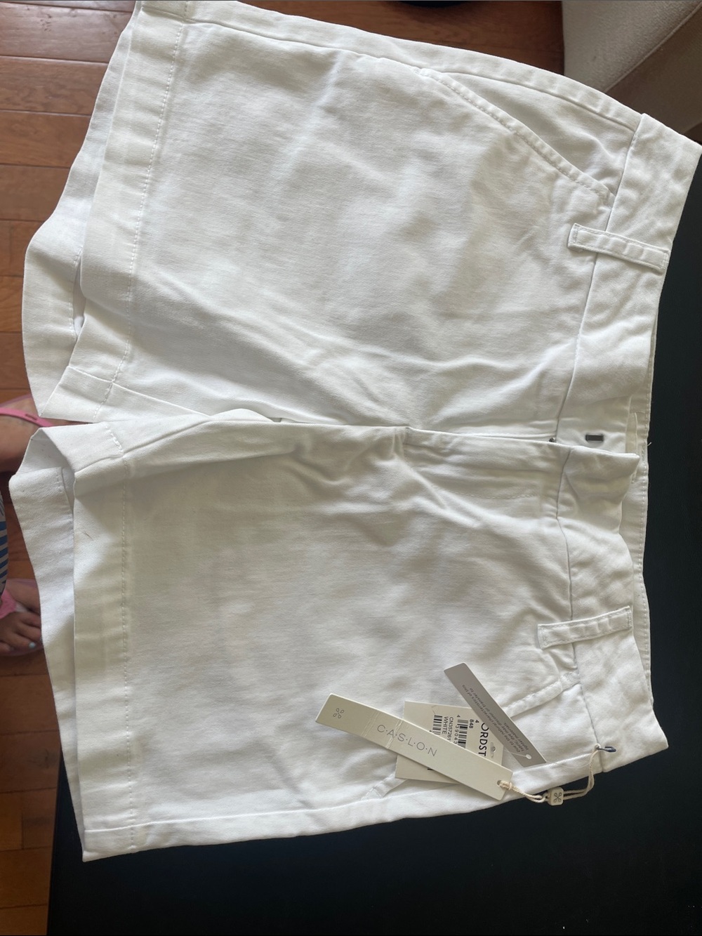 Caslon White Cotton Blend Casual Shorts